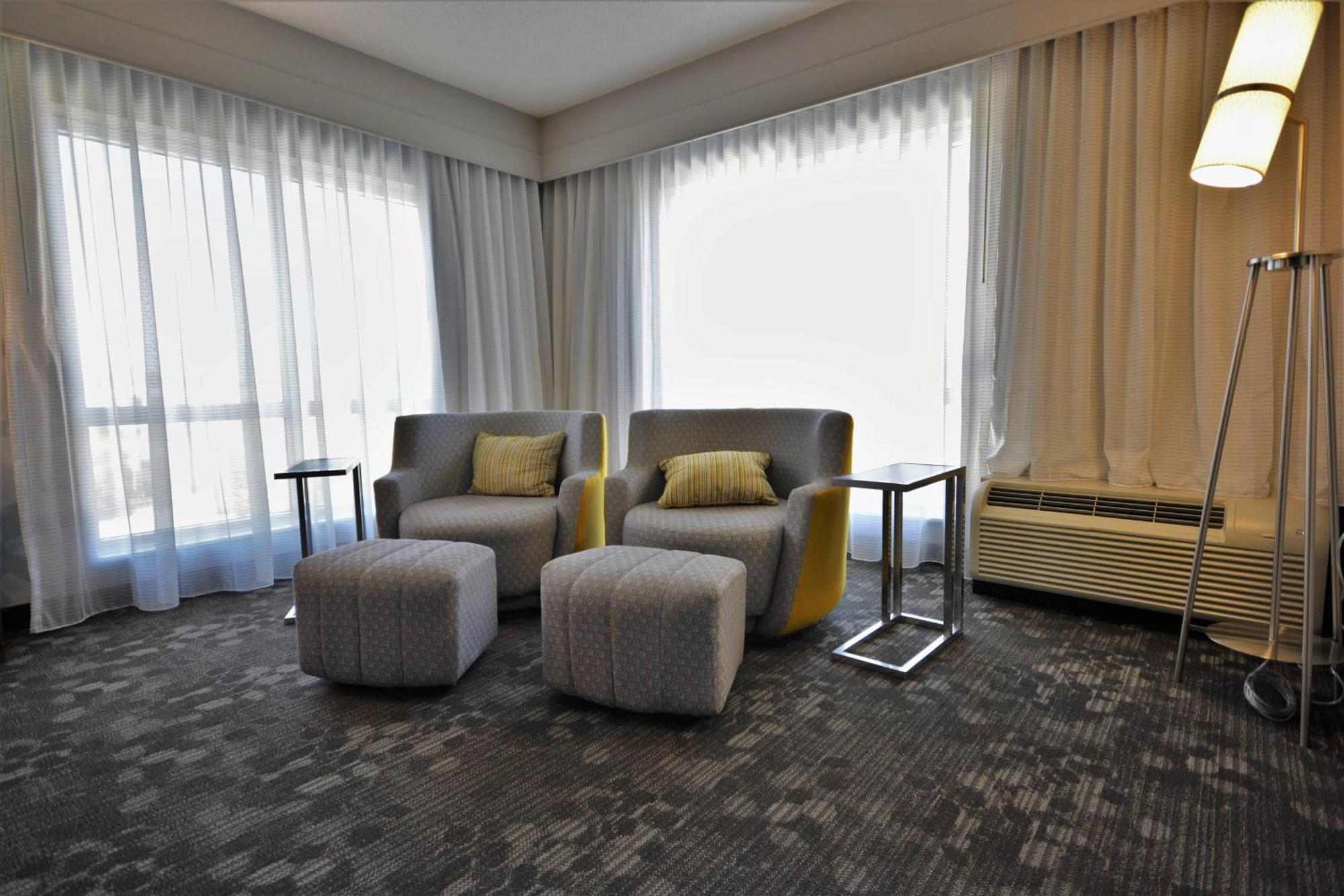 Courtyard By Marriott Asheville Airport Fletcher Exterior foto