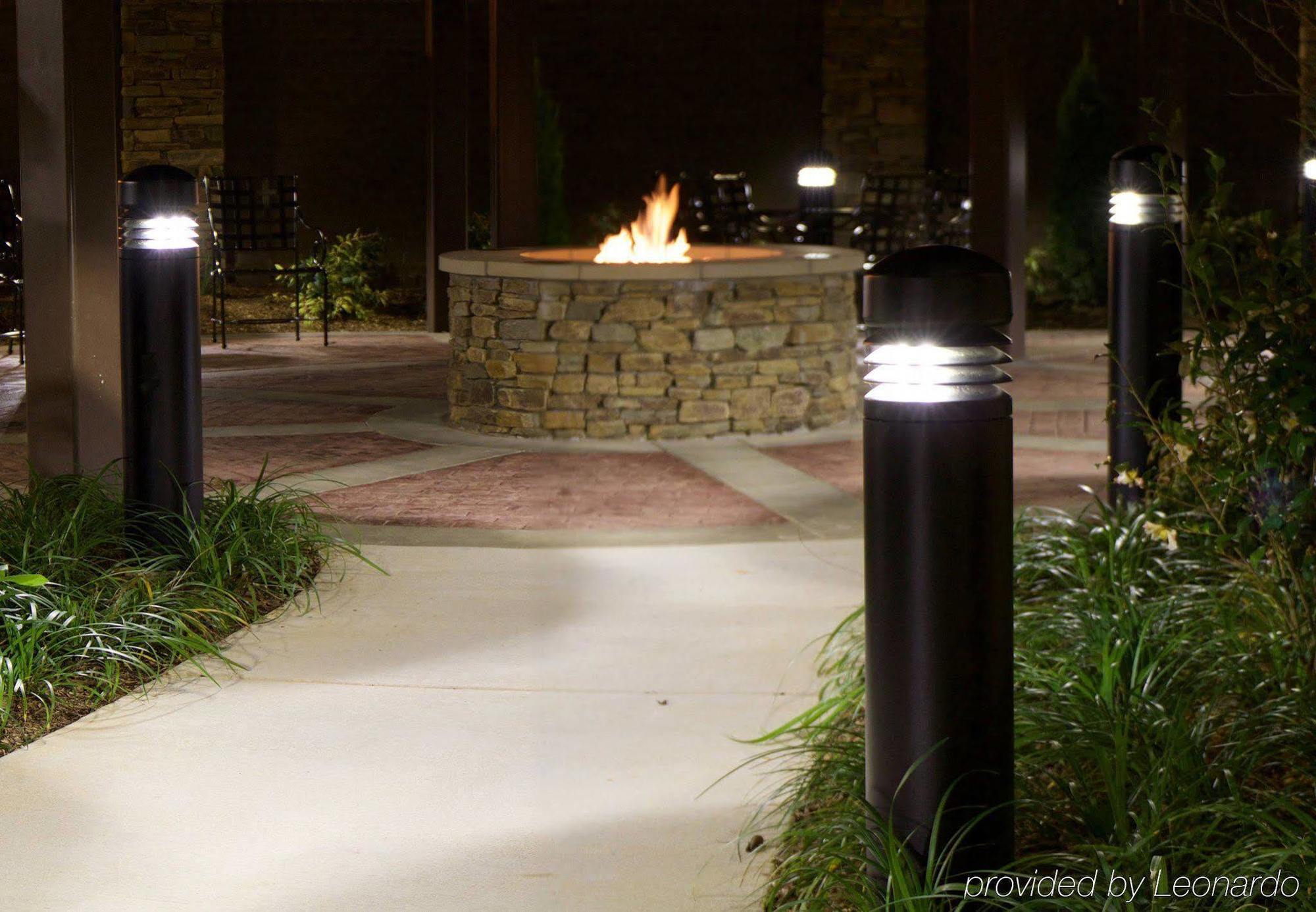 Courtyard By Marriott Asheville Airport Fletcher Exterior foto